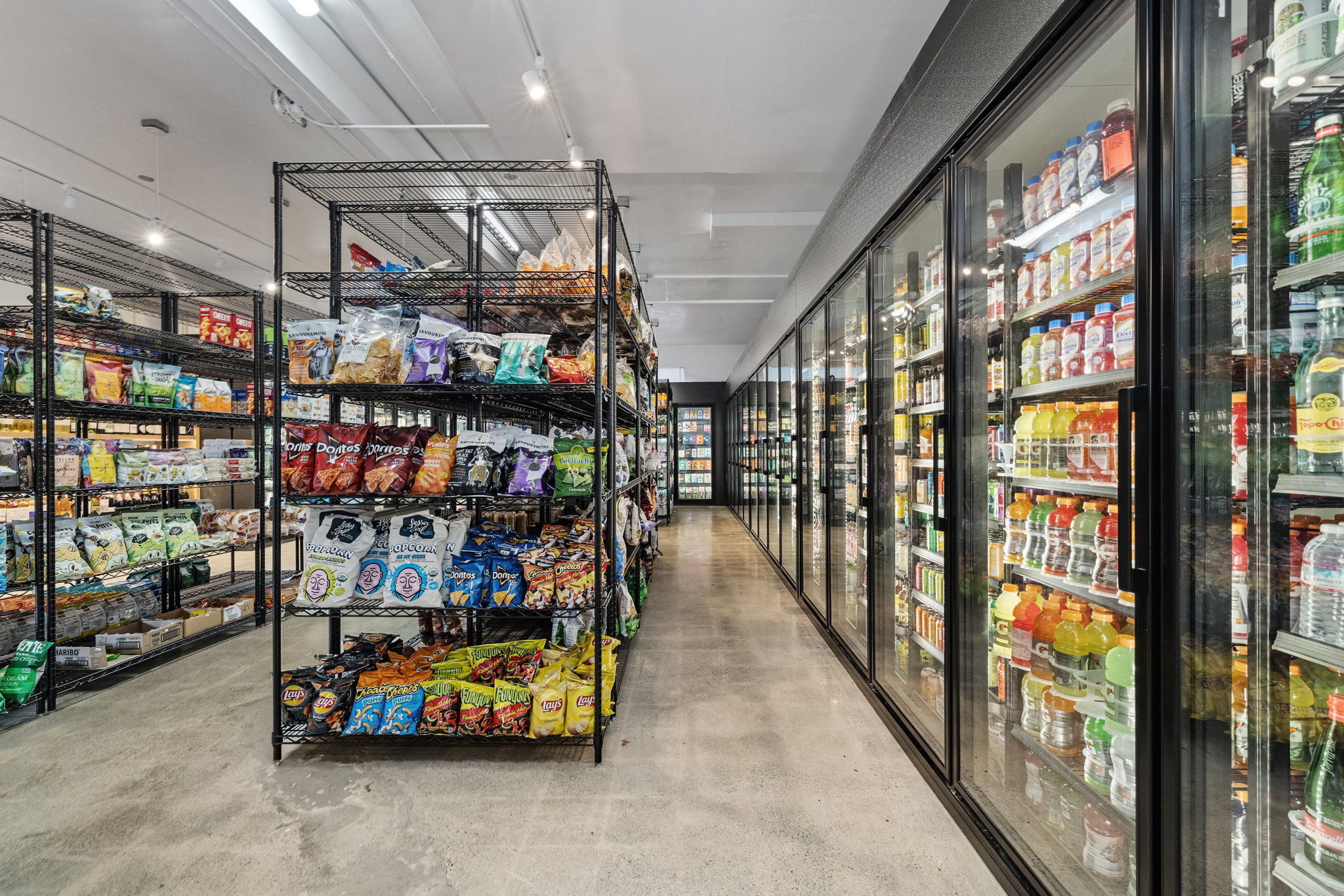 795 Pine Building Photo 7