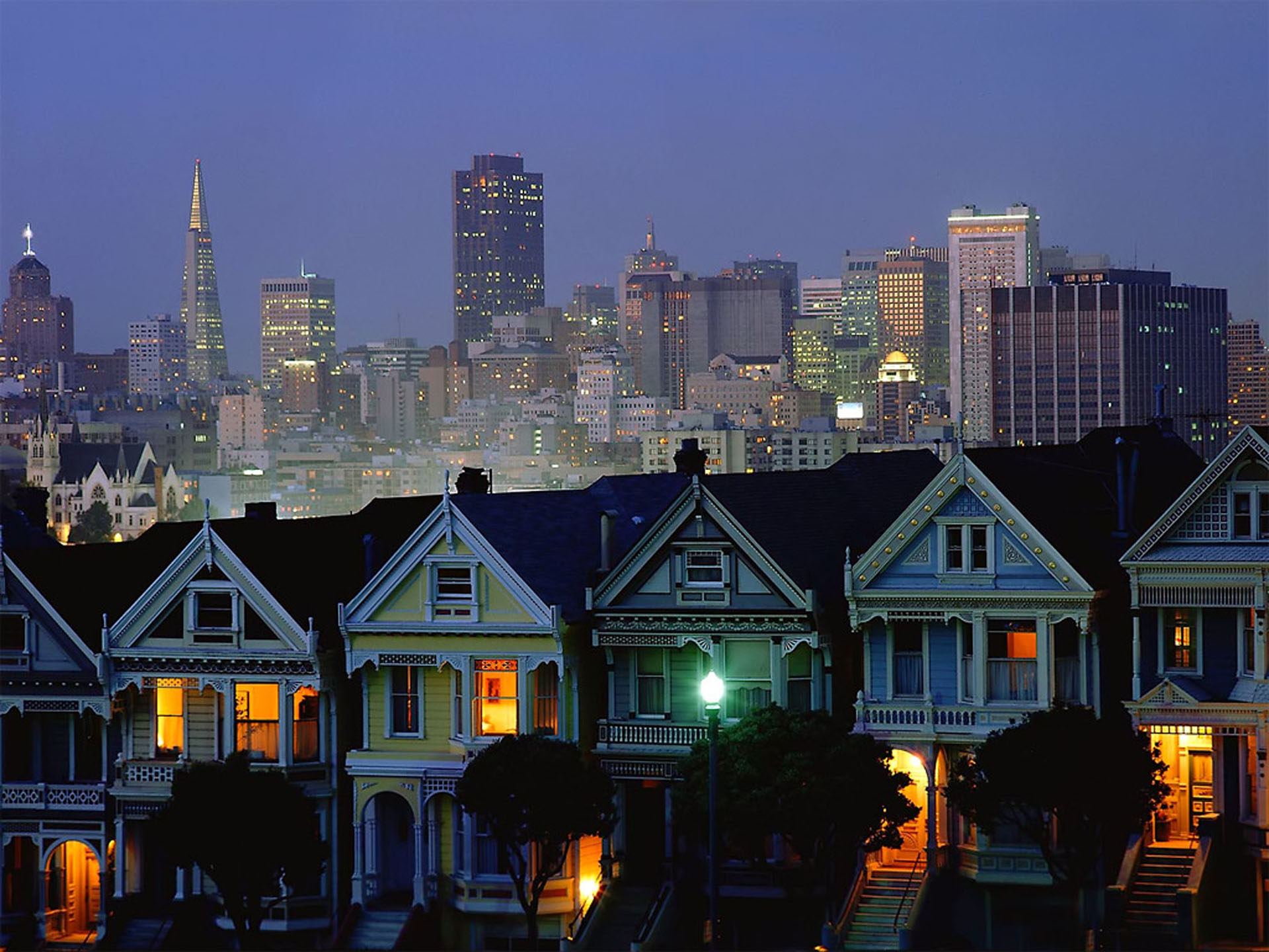 Alamo Square Neighborhood Photo 2