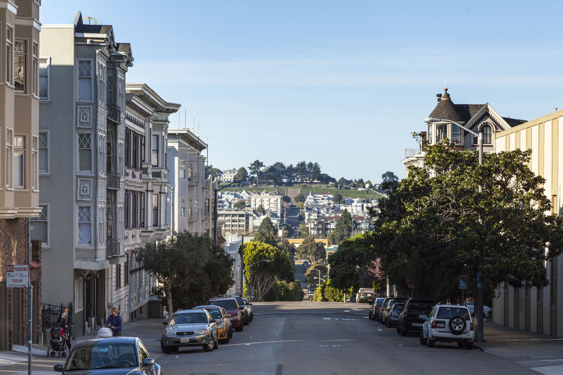 Alamo Square Neighborhood Photo 6