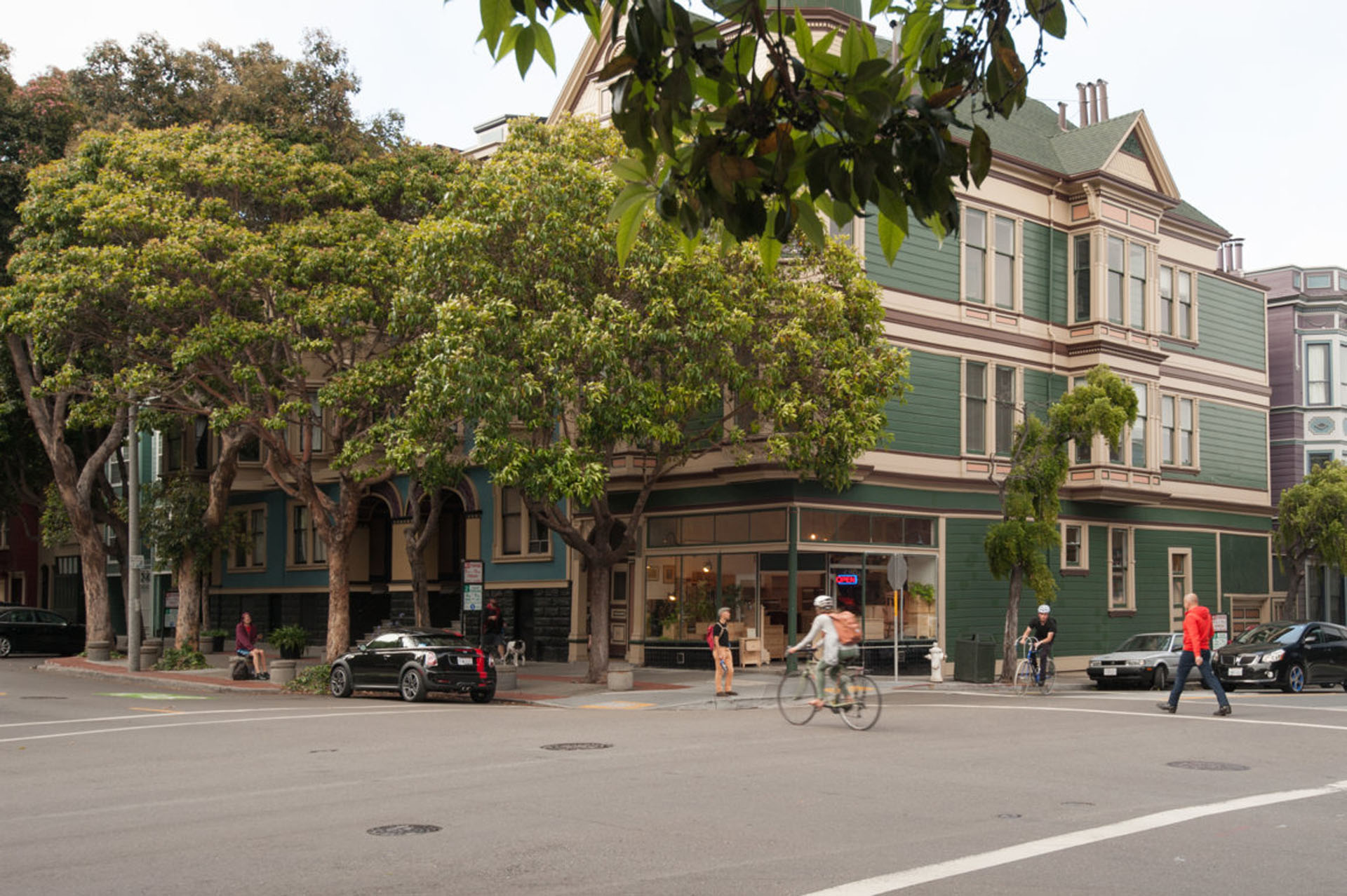 Duboce Triangle Neighborhood Photo 2