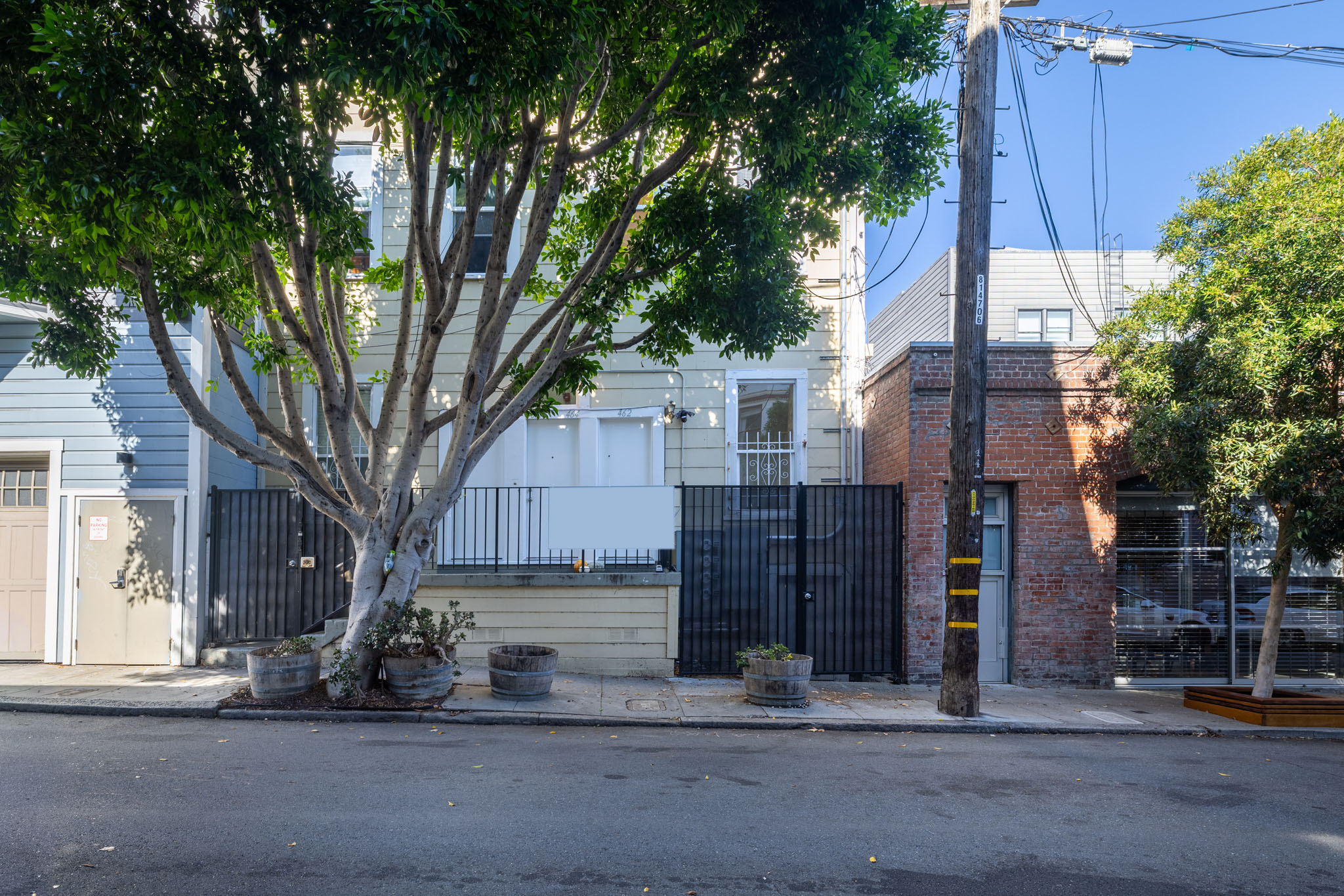 462-466 Linden Building Photo 1