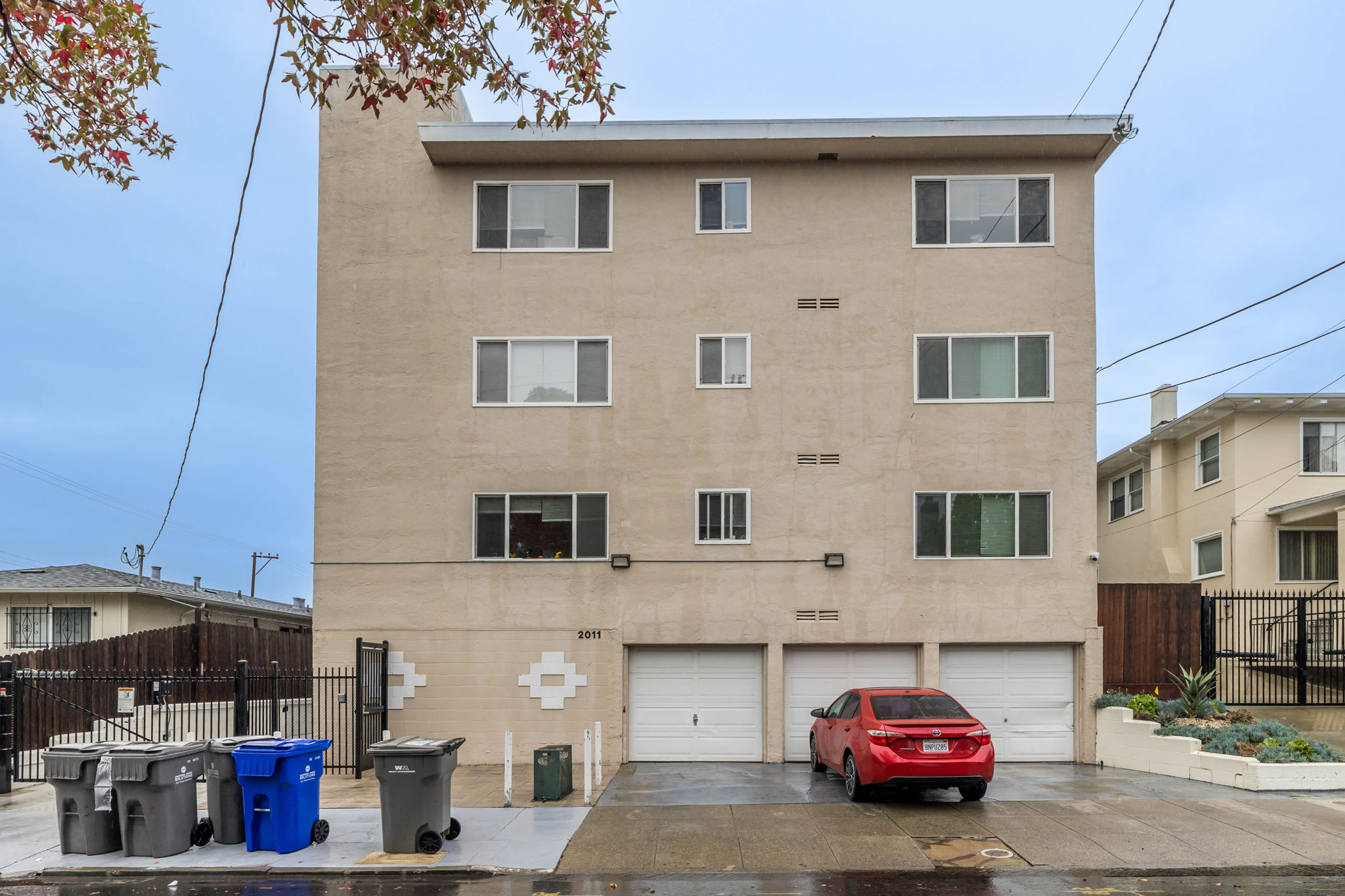 2011 10th Avenue Building Photo 1